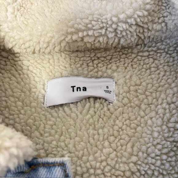 Aritzia TNA Murad Sherpa Lined Demin Coat Small - Picture 6 of 16